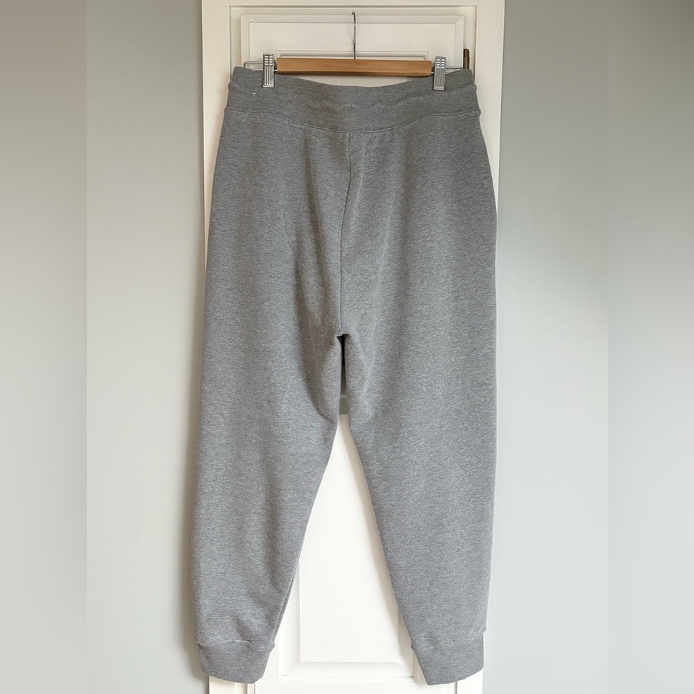 Nike || Grey Joggers - Picture 5 of 7